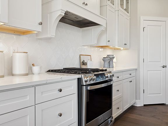 Beautiful backsplash in kitchen