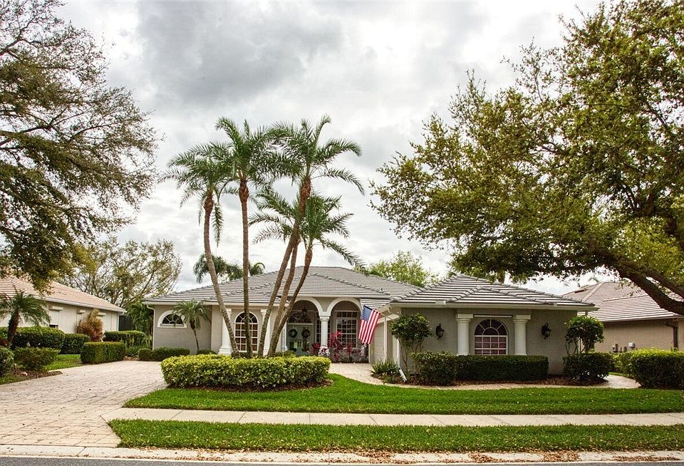 1st image of 10423 Curry Palm Ln
