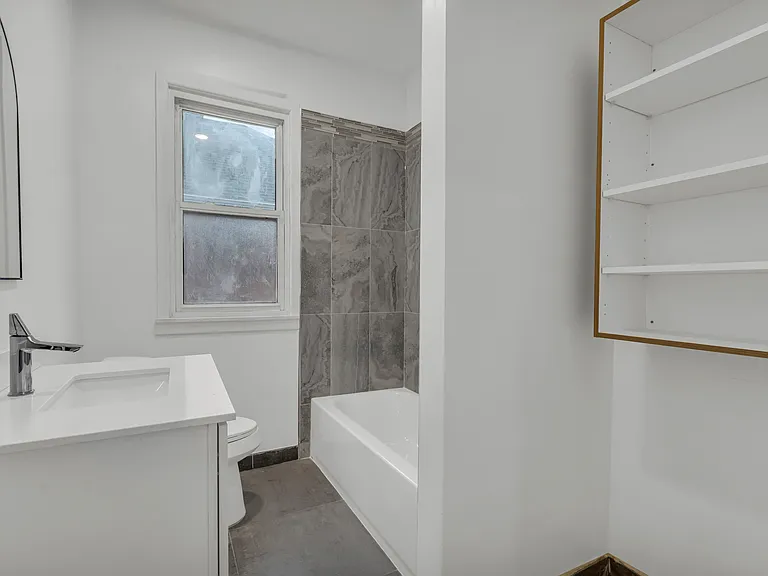 3351 Fullerton St — Photo 8