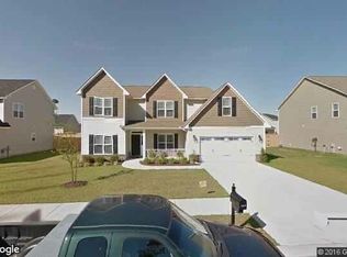 209 Peaceford Ave, Raeford, NC 28376