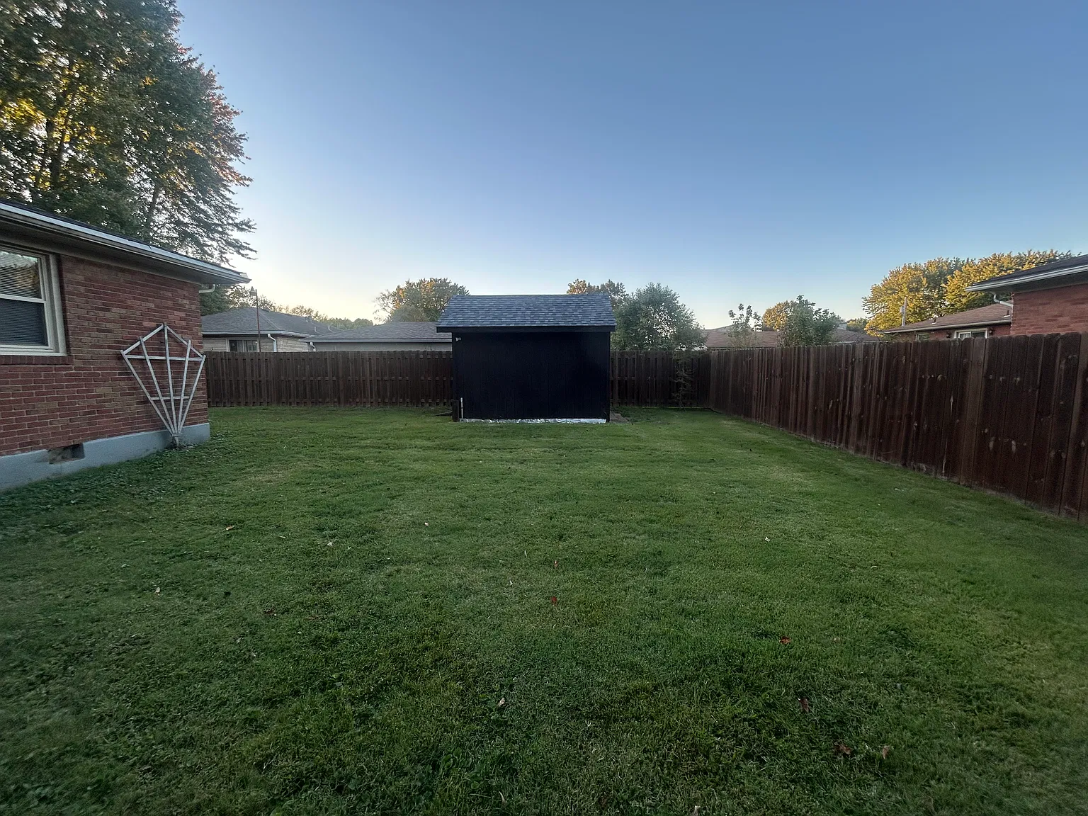 4 bed, 1431 sqft, $2,500 — Photo 2