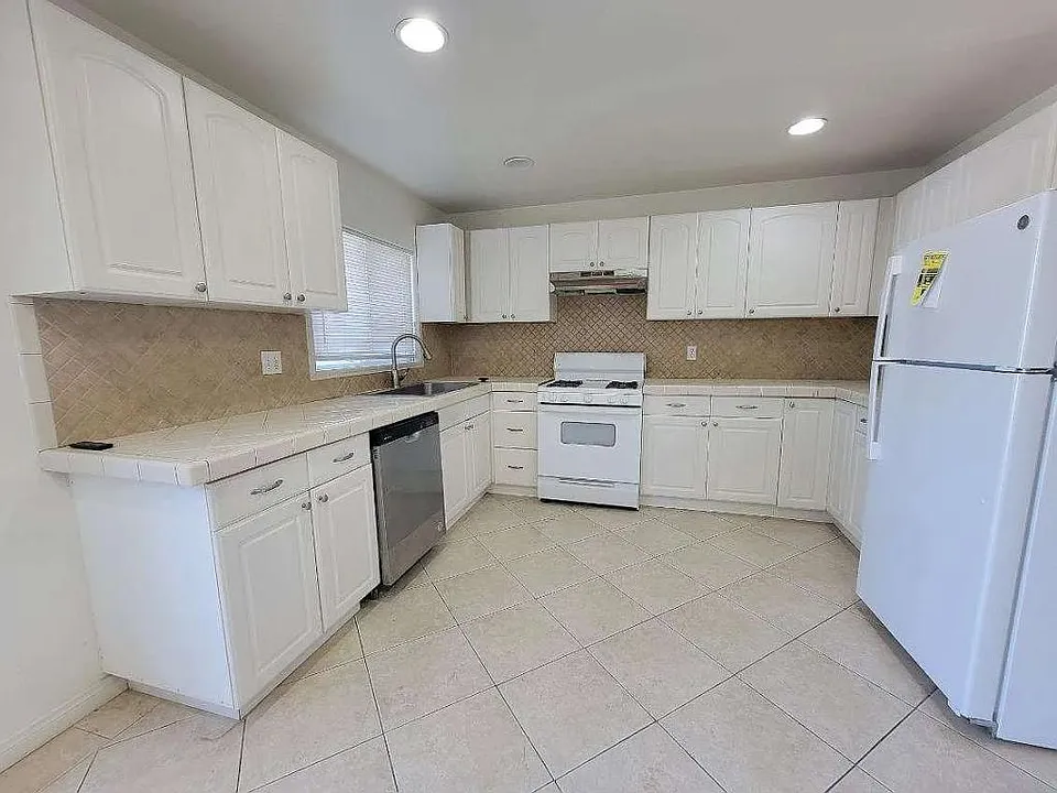 210 Goetting Way