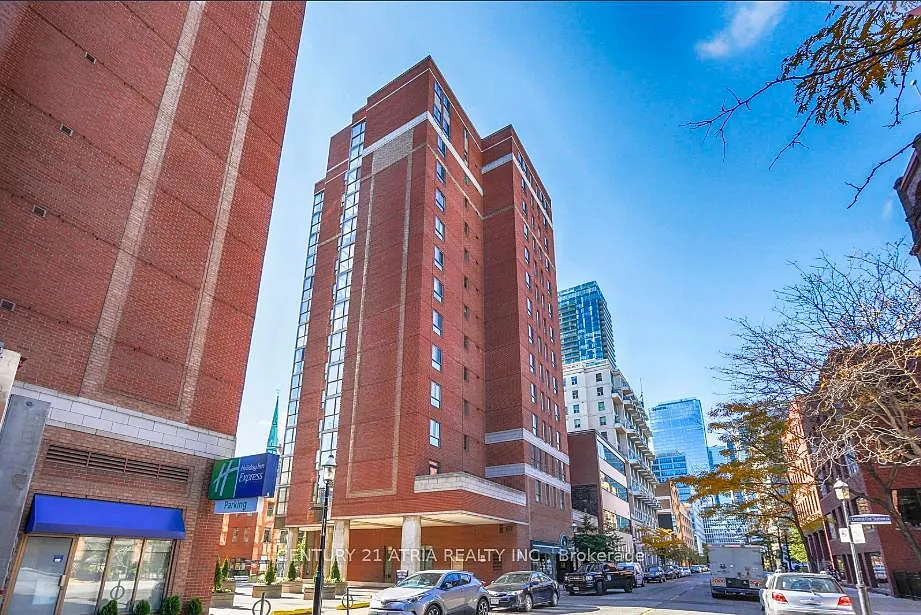 Building Photo - 95 Lombard St S #303