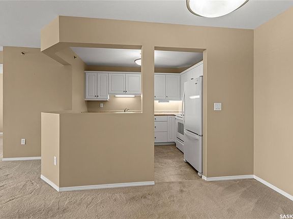 4th image of UNIT 114-100 1st AVENUE S