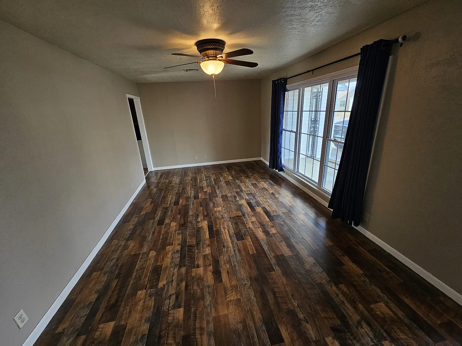 3 bed, 1202 sqft, $1,125 — Photo 3