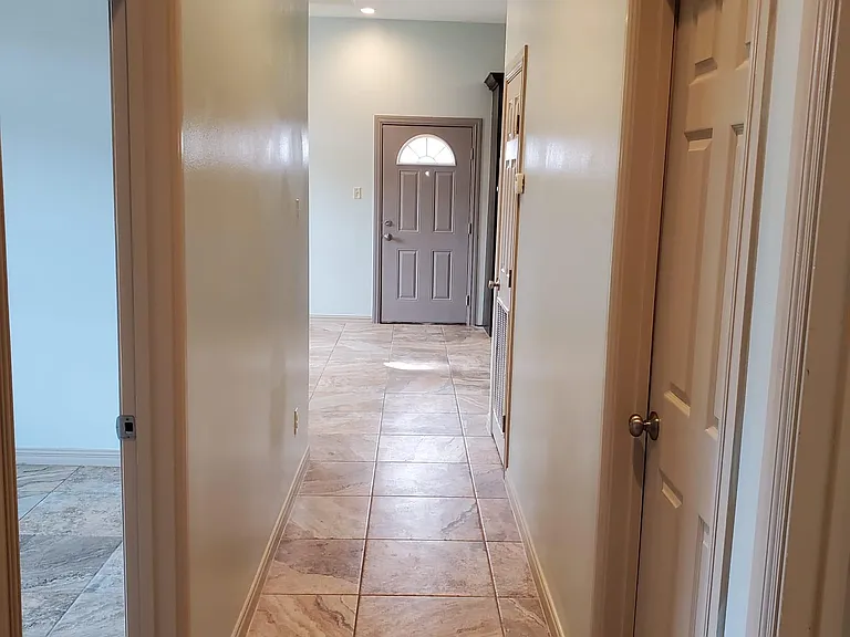 712 N Malinche Ave — Photo 5