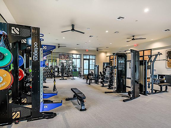 5th image of 8255 Park Blvd #114ce974f