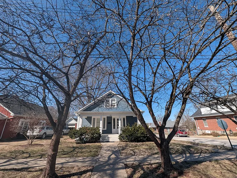 709 Pendleton Ave — Photo 33
