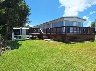 184 Mullens Dr, Harkers Island, NC 28531