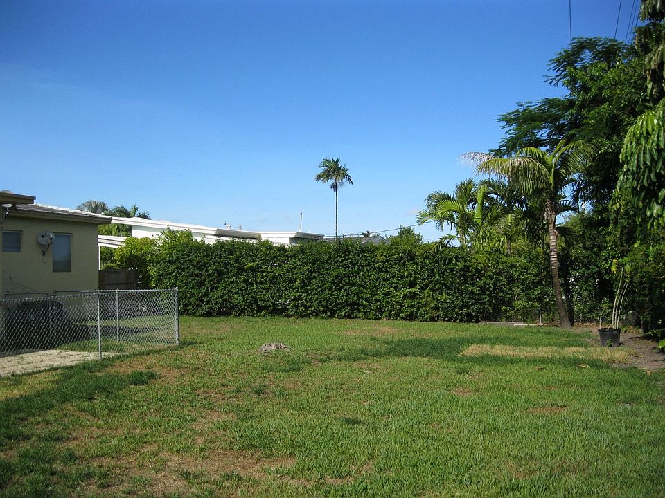 2nd image of 8480 SW 34th Ter