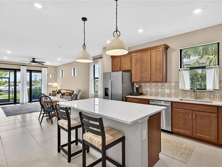 20548 Pebble Glen Dr — Photo 15