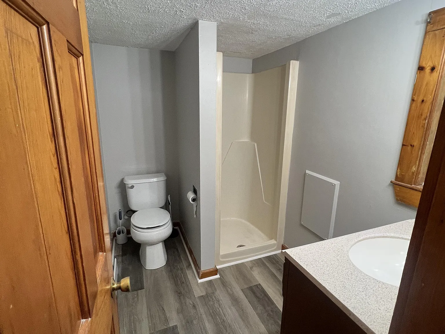 5 Kingston Road - B — Photo 4