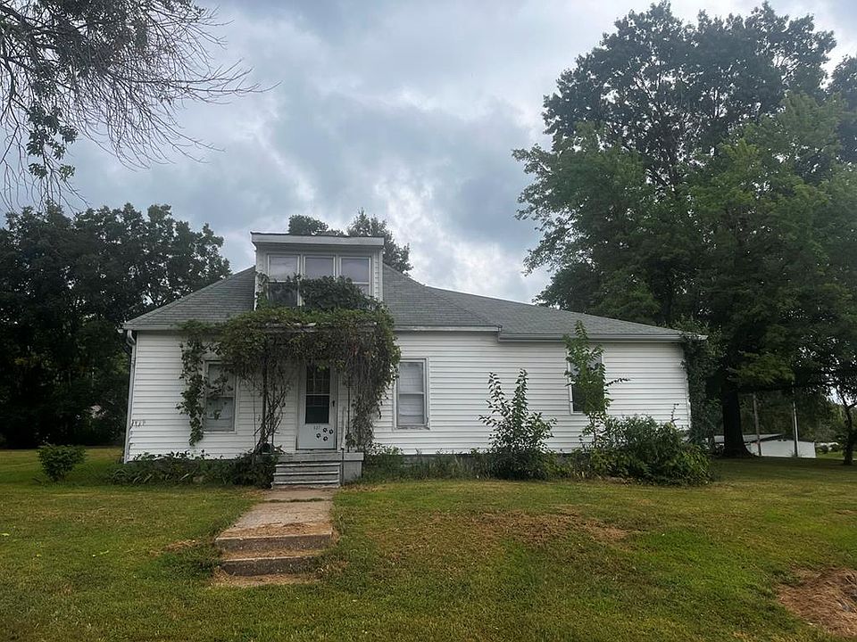 327 E Booker St, Marceline, MO 64658 Zillow
