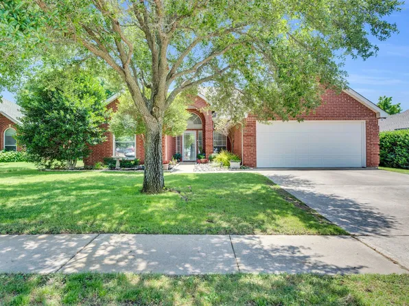 3214 Eagle Ln, Midlothian, TX 76065