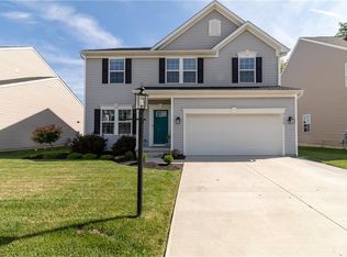 31930 Rustic Rdg, North Ridgeville, OH 44039