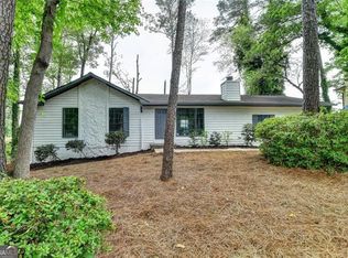 396 Independence Dr, Jonesboro, GA 30238