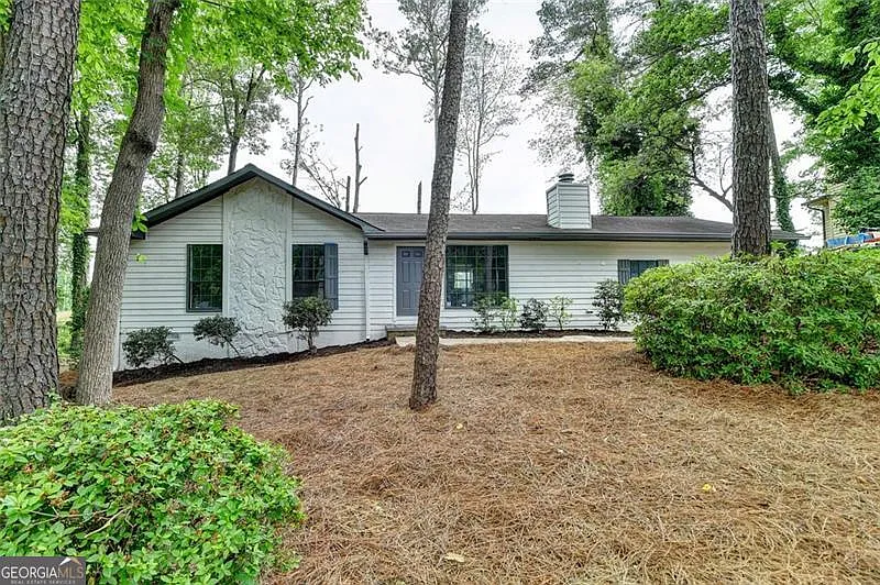 396 Independence Dr photo 1