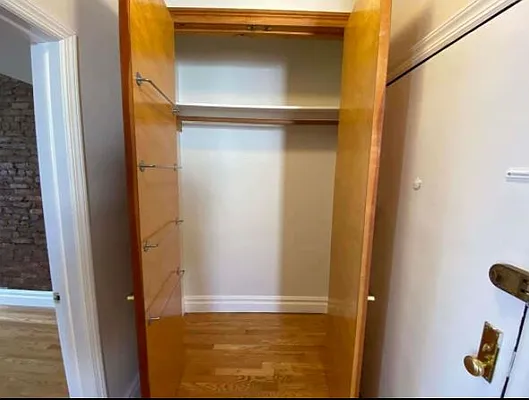 Rented by Standard Living Realty Inc | media 43