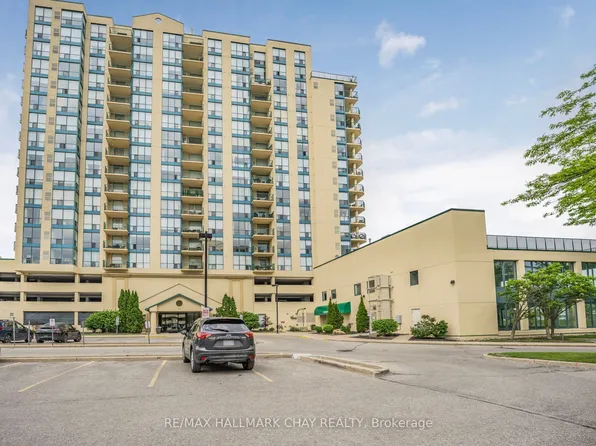 65 Ellen St #610, Barrie, ON L4N 3A5