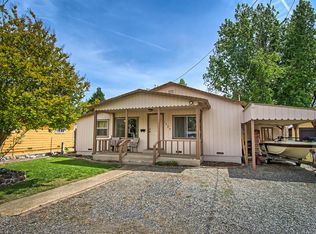 1580 School St, Anderson, CA 96007