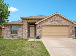 9832 Sparrow Hawk Ln, Fort Worth, TX 76108