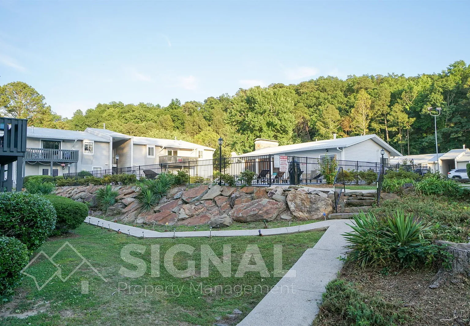 2 bed, 2.0 bath, 1202 sqft, $1,495 — Photo 3