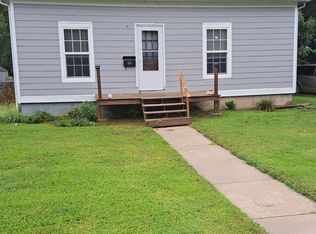 207 Pine St #1, Wamego, KS 66547