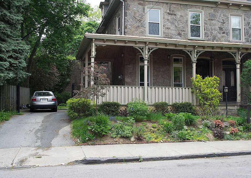 2nd image of 180 W Maplewood Ave