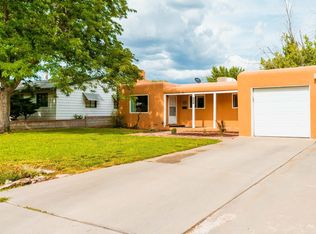 820 N Hallett Ave, Farmington, NM 87401