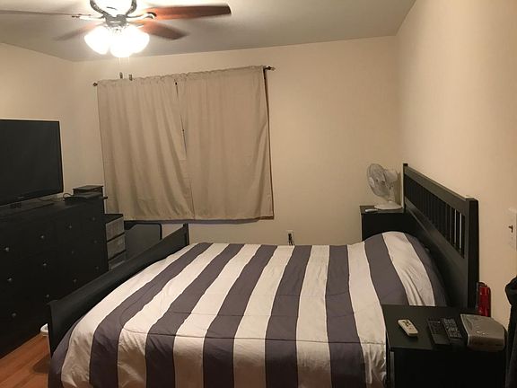 1st bedroom 1