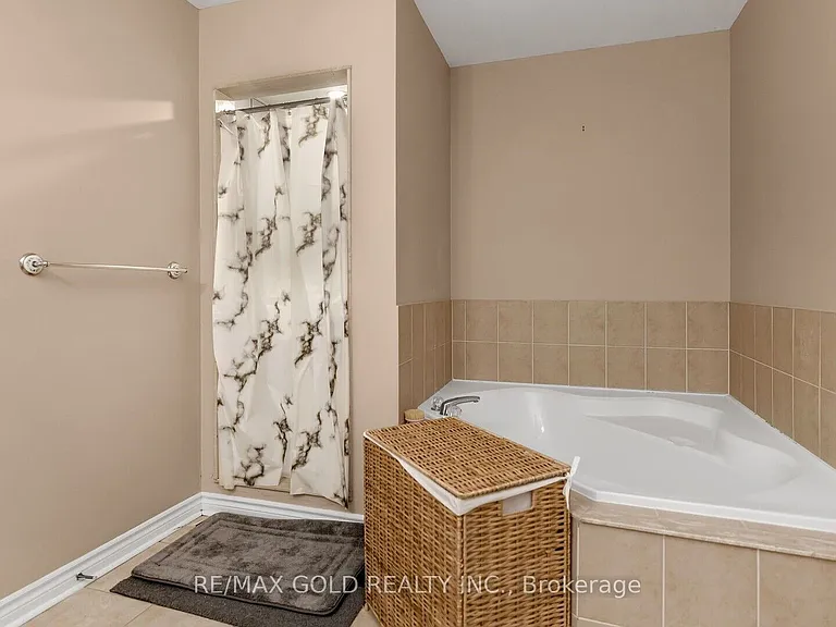 17 Echoridge Dr — Photo 23