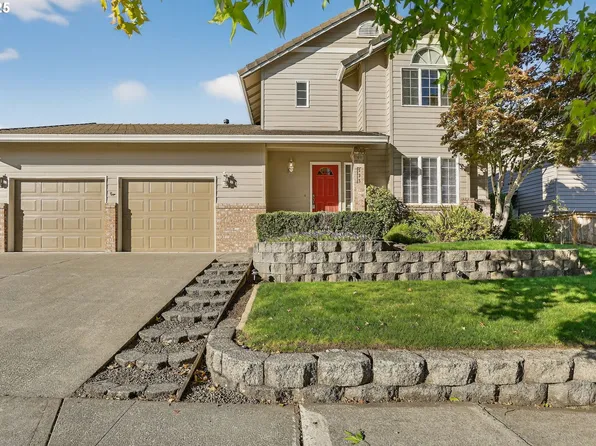 535 NE 24th St, Gresham, OR 97030