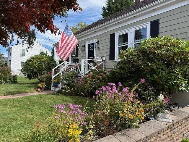 29 Fenner Ave — Photo 40