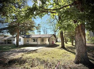 302 E 12th St, Mountain Home, AR 72653