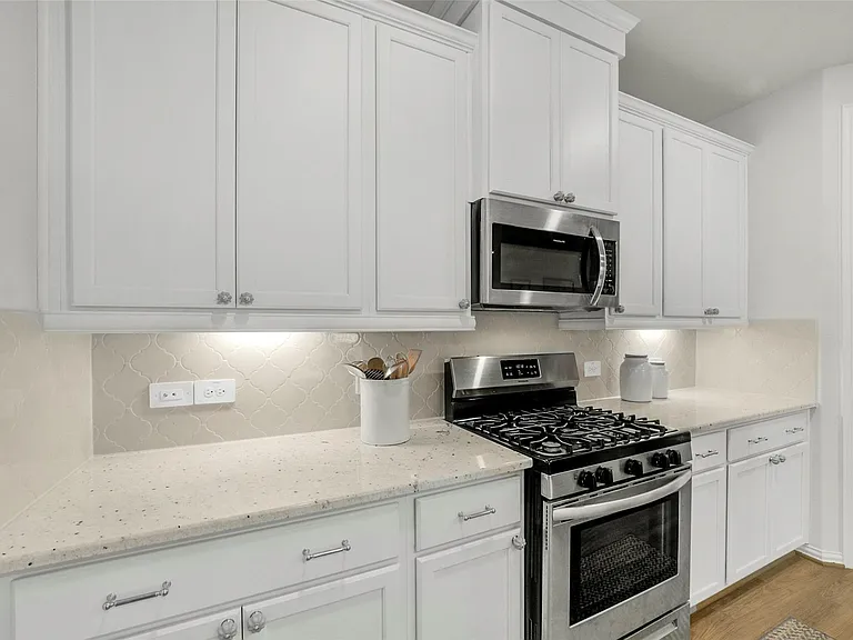 221 Woods Rose Ct — Photo 11