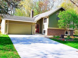 12065 63rd Pl N, Maple Grove, MN 55369