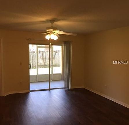 2nd image of 2619 Hollow Ln