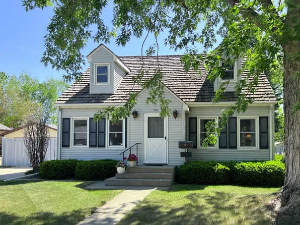 1478 Utah Ave SE, Huron, SD 57350