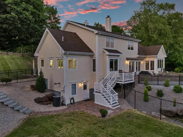 75 Long Pond Road, Dunbarton, NH 03046