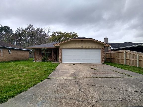 2nd image of 2320 Avenue B