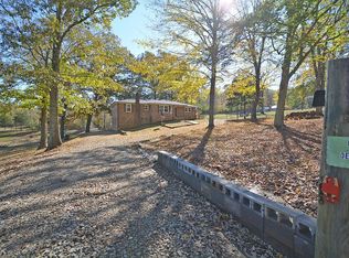 1854 Palmyra Rd, Palmyra, TN 37142