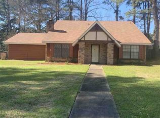 5151 Sycamore Dr, Jackson, MS 39212