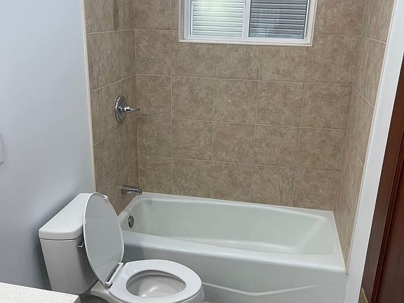 2nd image of 412 Highland Ave Floor 1