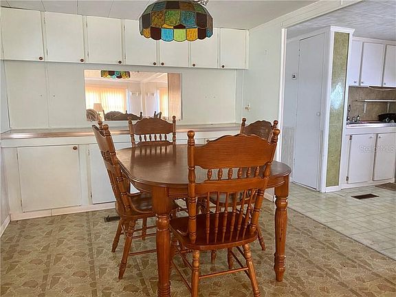 4th image of 1416 21st Avenue Dr W