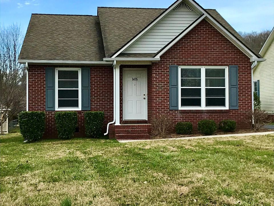 1st image of 1476 Oxford Pl #1476