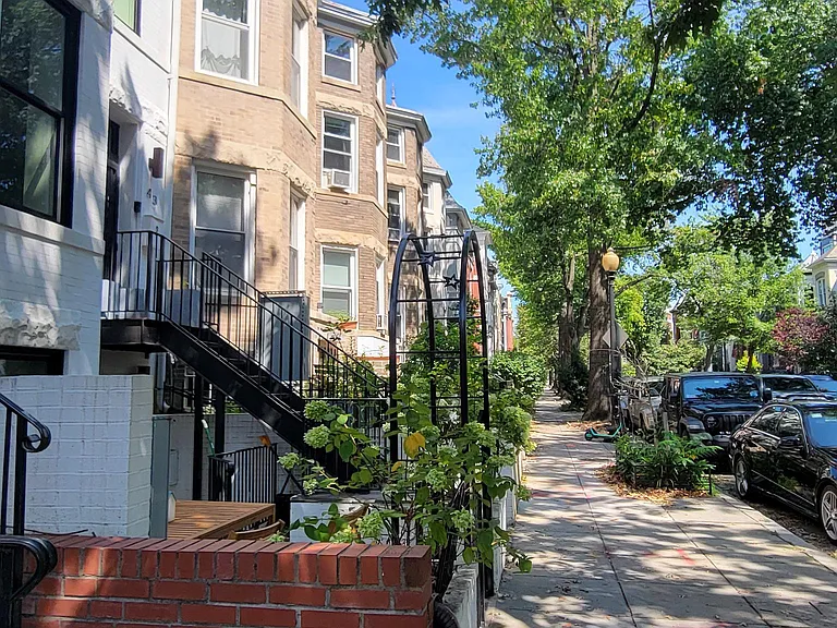 45 Quincy Pl NW #B — Photo 3
