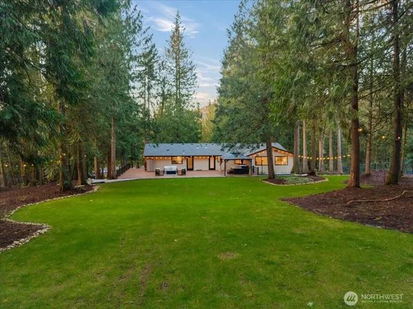 14702 255th Avenue SE, Issaquah, WA 98027
