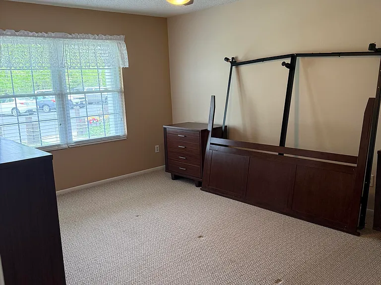 113 Waters Edge Dr — Photo 9
