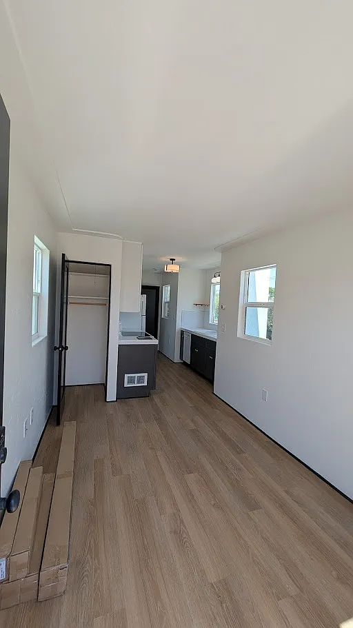 1 bed, 385 sqft, $2,650 — Photo 4