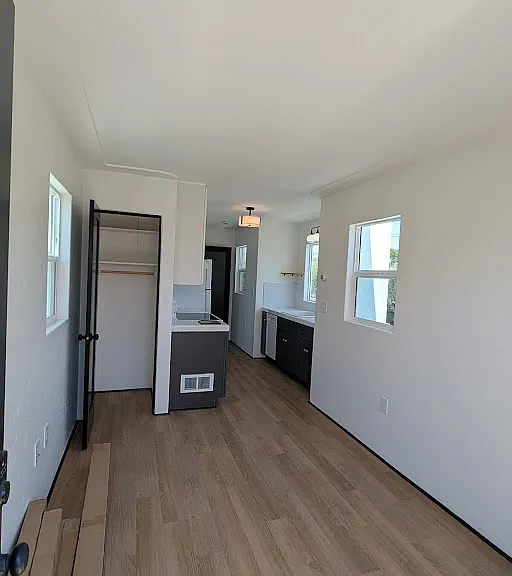 3443 Collier Ave — Photo 4